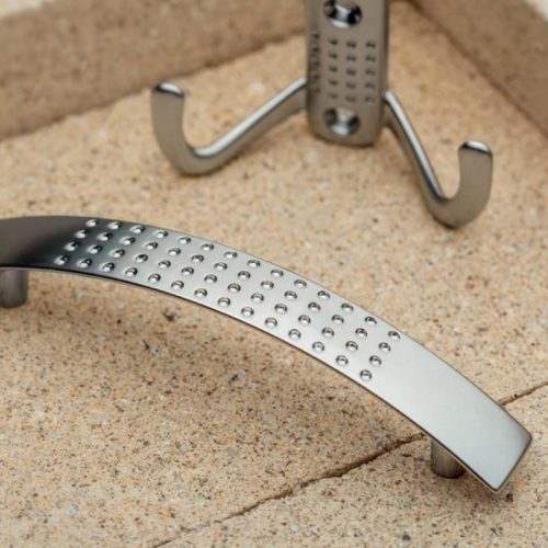 TIRADORES PARA MUEBLES KAMBI CROMADOS
